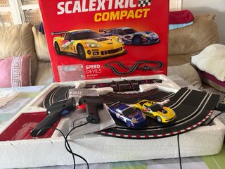 Scalextric Compact Speed Devils 1:43.