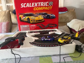 Scalextric Compact Speed Devils 1:43.