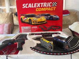Scalextric Compact Speed Devils 1:43.