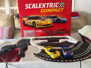 Scalextric Compact Speed Devils 1:43.