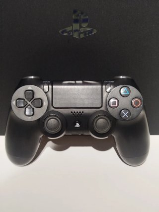 PS4 PlayStation 4 . 3 Mandos 12 Juegos físicos