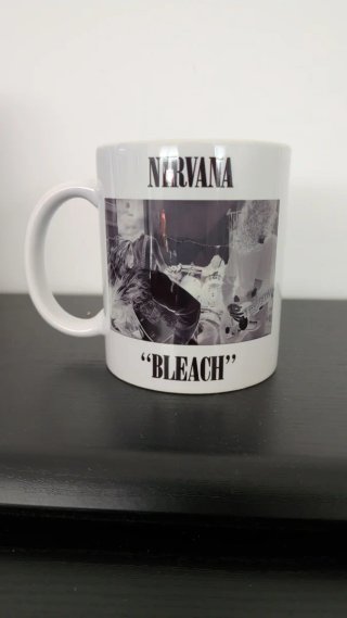 Taza Nirvana Bleach