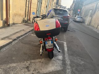 Triumph T100 Beige/Rosso avorio