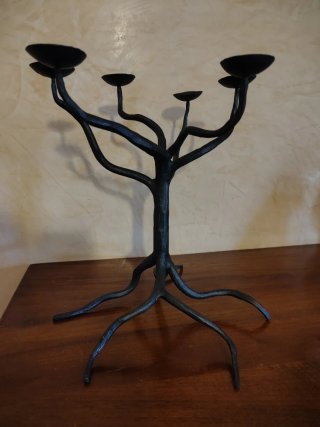 Candelabro in ferro battuto