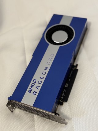 Gráfica AMD Radeon Pro VII 16GB HBM2