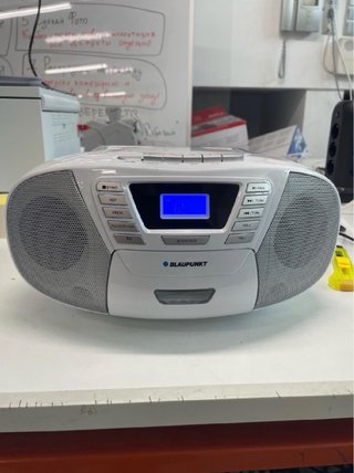 - Radio CD Portátil Blaupunkt B 120 WH