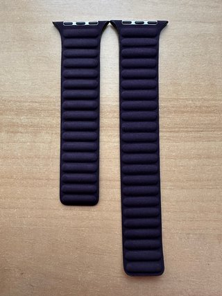 Apple Watch 46mm. Blackberry Magnetic Link M/L