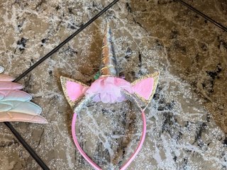 Disfraz Unicornio Alas, Falda Arcoíris y Diadema.