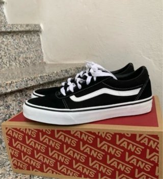 Tênis Vans Preto e Branco Novos