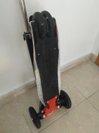 Patinete Infantil 3 Ruedas Regulable Luces LED