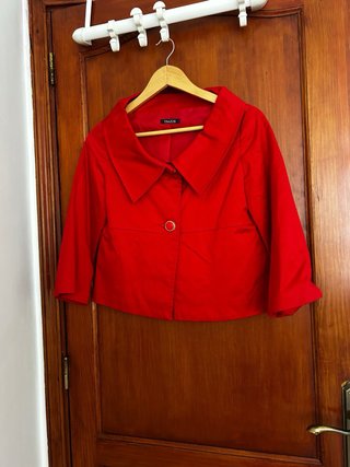 Chaqueta Trazos Roja