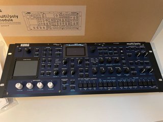 Sintetizador Korg multi/poly