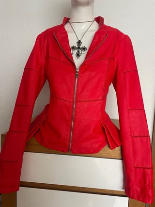 Chaqueta roja estilo Japan