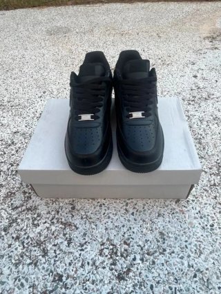 Nike Air Force 1 Low '07 Negras Talla 40.5