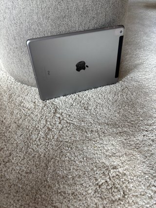 iPad 5ª Generazione da 32 GB colore argento