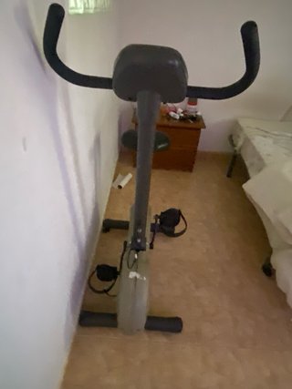 Bicicleta estática BH