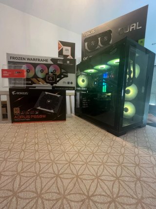 RYZEN 9 9950X + RTX 5070 + SSD 500GB + 32GB RAM