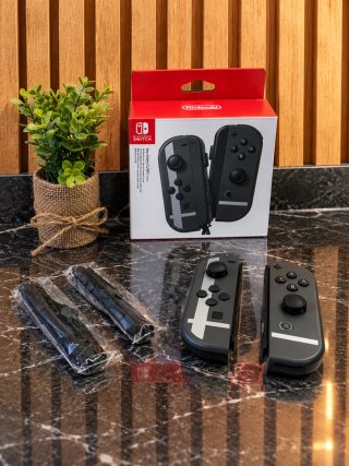 Joy-Con Nintendo Switch Edición Smash Bros