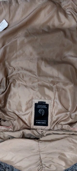 Cazadora Zara niña beige