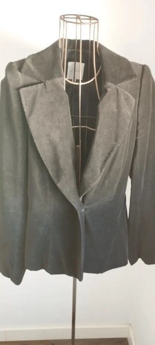 Chaqueta de terciopelo negro Lili Costa
