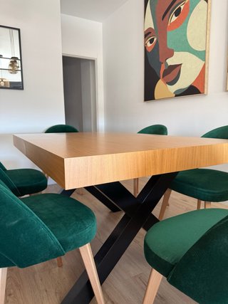 Mesa Comedor Madera y 6 Sillas Terciopelo