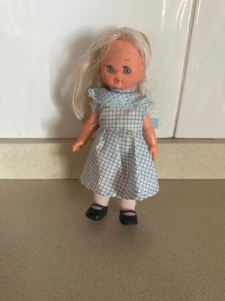 Muñeca Aneli clásica