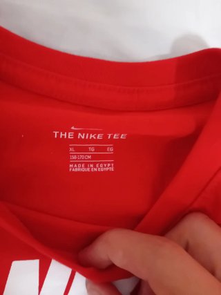 Camiseta Nike Roja Talla XL 158-170cm