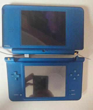 Nintendo DSi XL Azul