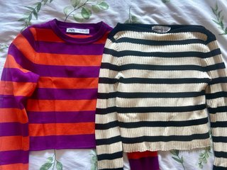 2 Jerseys finos de punto (Talla S)