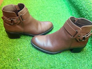 Botines piel marrones de Mujer