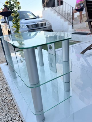 Mesa TV cristal y metal