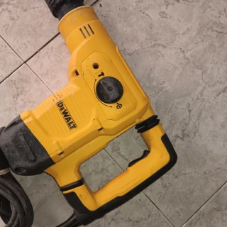 Martillo Eléctrico DeWalt 1050W
