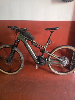 Bicicleta Eléctrica Cannondale Moterra Neo Carbon2