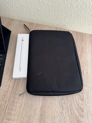 iPad 9ª Gen Argento + Accessori