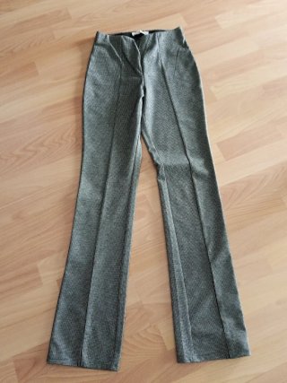 Pantalón de punto Mango