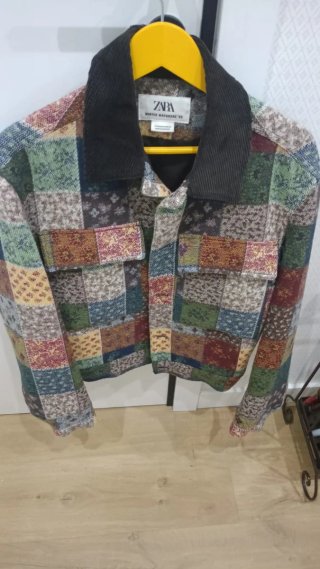 Cazadora ZARA