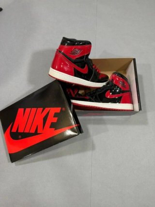 Jordan 1 Retro High OG Patent Bred Talla 36