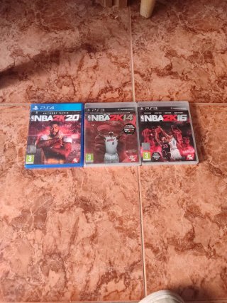 Lote 3 Giochi NBA 2K (PS4 e PS3)