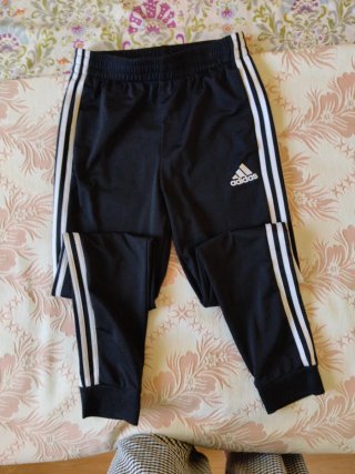 Pantalón chándal Adidas negro