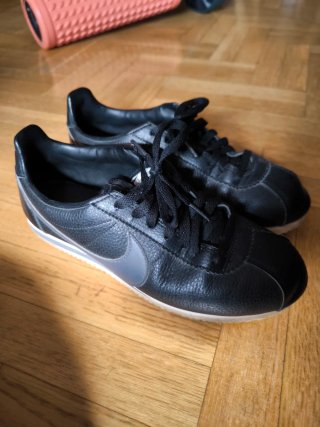 Zapatillas Nike Negras y Grises
