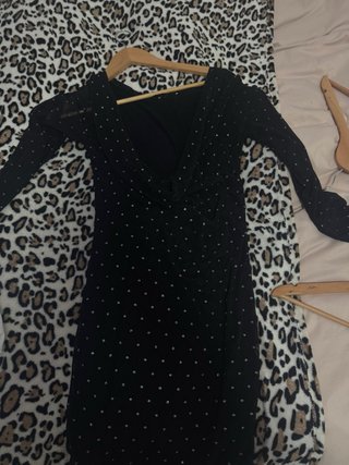 Vestido corto negro de fiesta