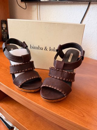 Sandalias de tacón y plataforma Bimba y Lola