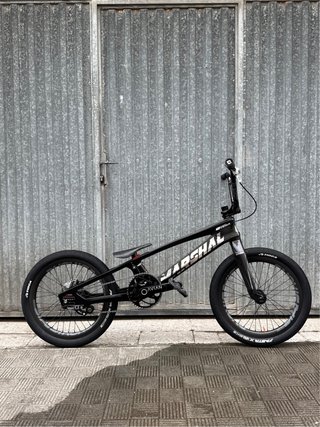 BMX RACE CARBONO MARSHALL BLACKBIRD SR71