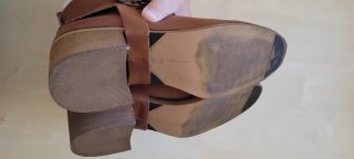 Botines de piel marrones