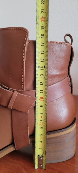 Botines de piel marrones