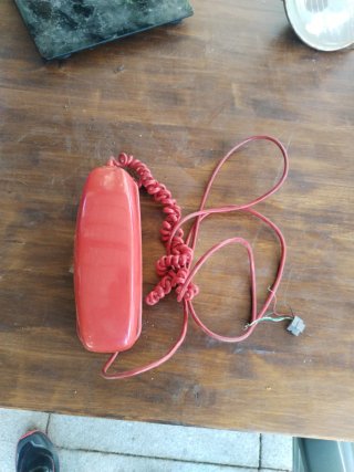 Teléfono Antiguo Rojo