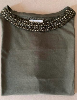 Camiseta Springfield verde M con detalle cuello