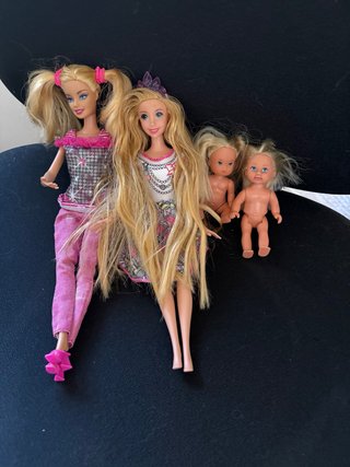 Lote de 4 muñecas