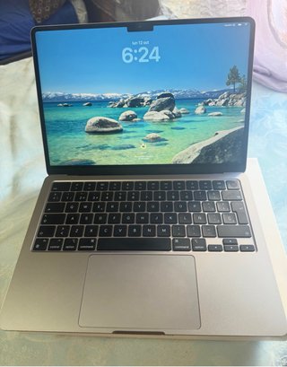 Macbook air 13 chip m3 8gb 512gb