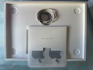 Macbook air 13 chip m3 8gb 512gb